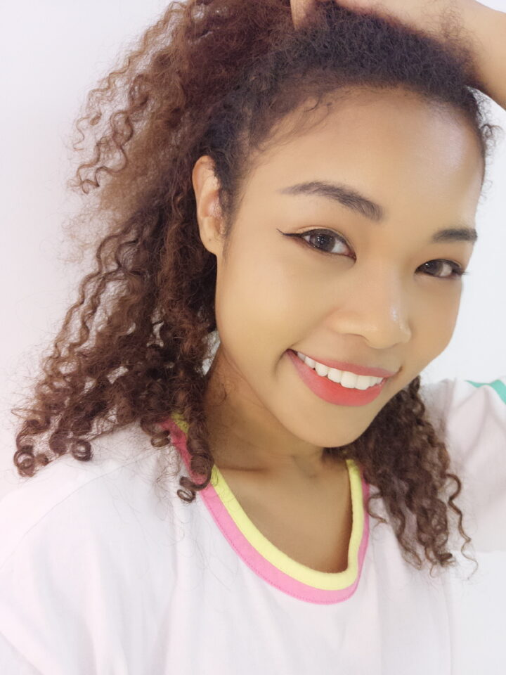 A picture of Xhong Feifei.