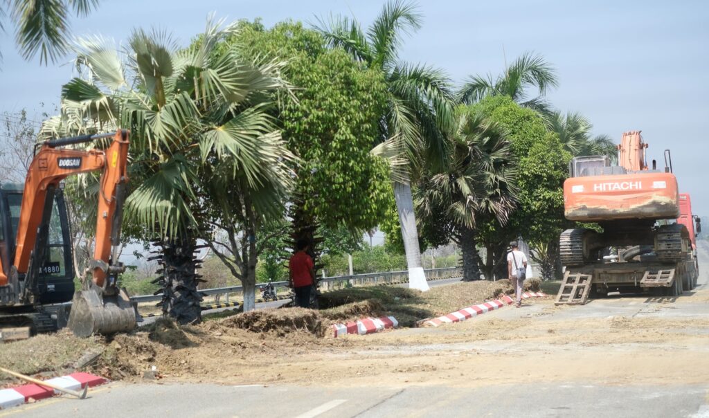 China Myanmar Earthquake Support