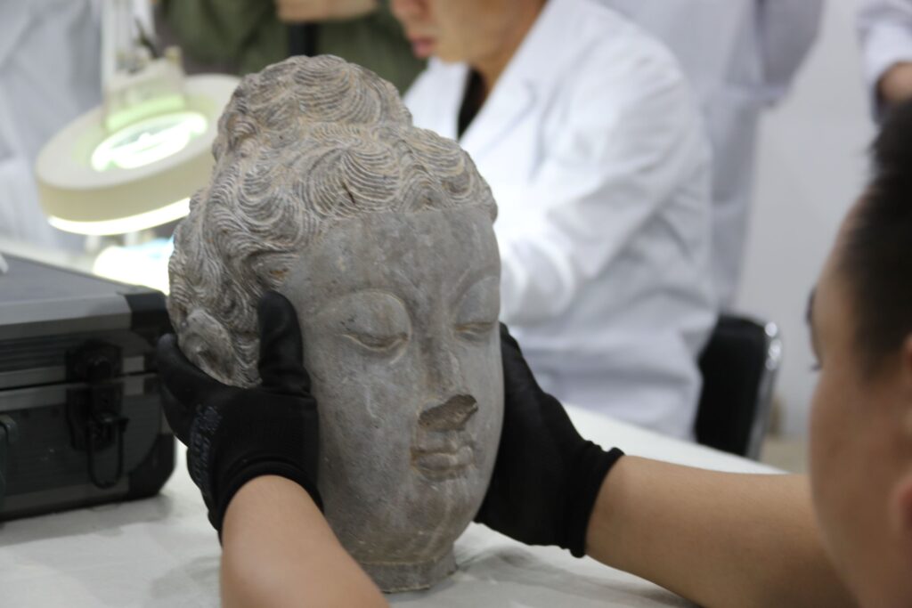 Buddha head