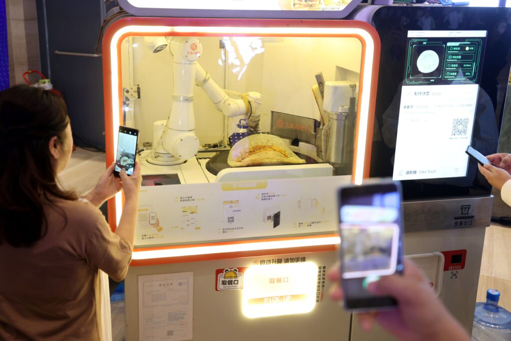 humanoid robot dining