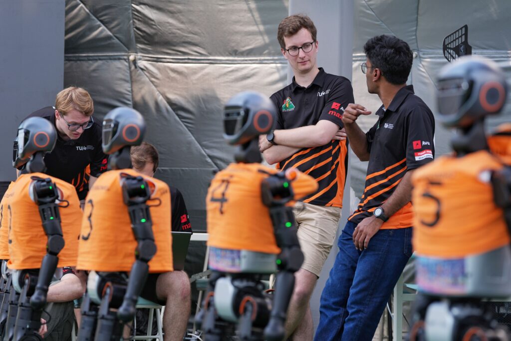 humanoid robot training base