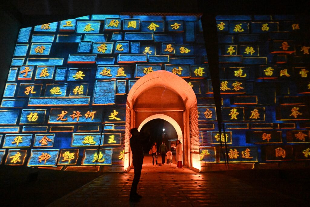 China nightlife for travelers