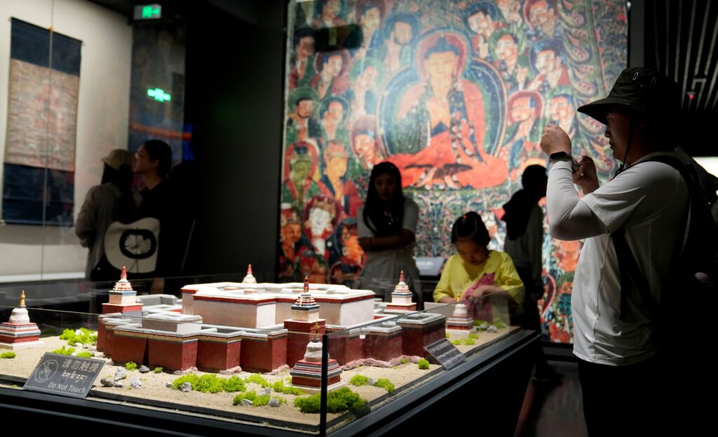 Tibet Museum visit