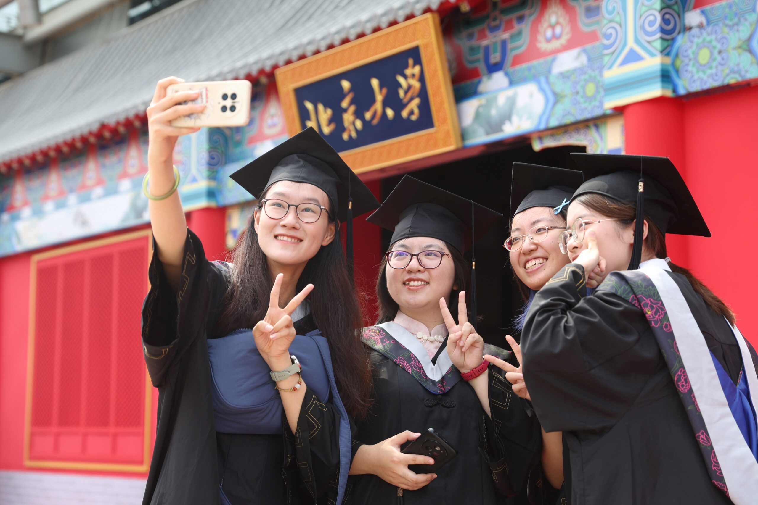 Hong Kong students mainland universities