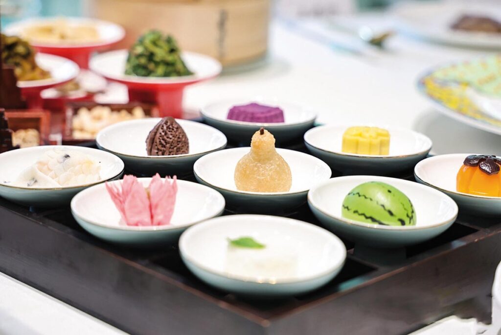 A morning-tea table in Yangzhou