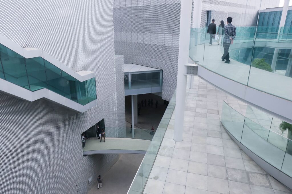 Green Museumbrary interior