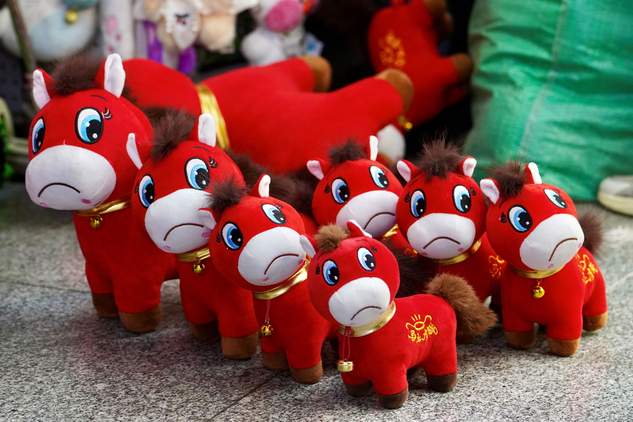 crying horse toy China