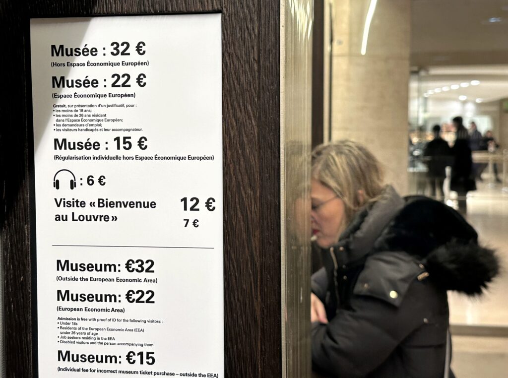 Louvre ticket prices