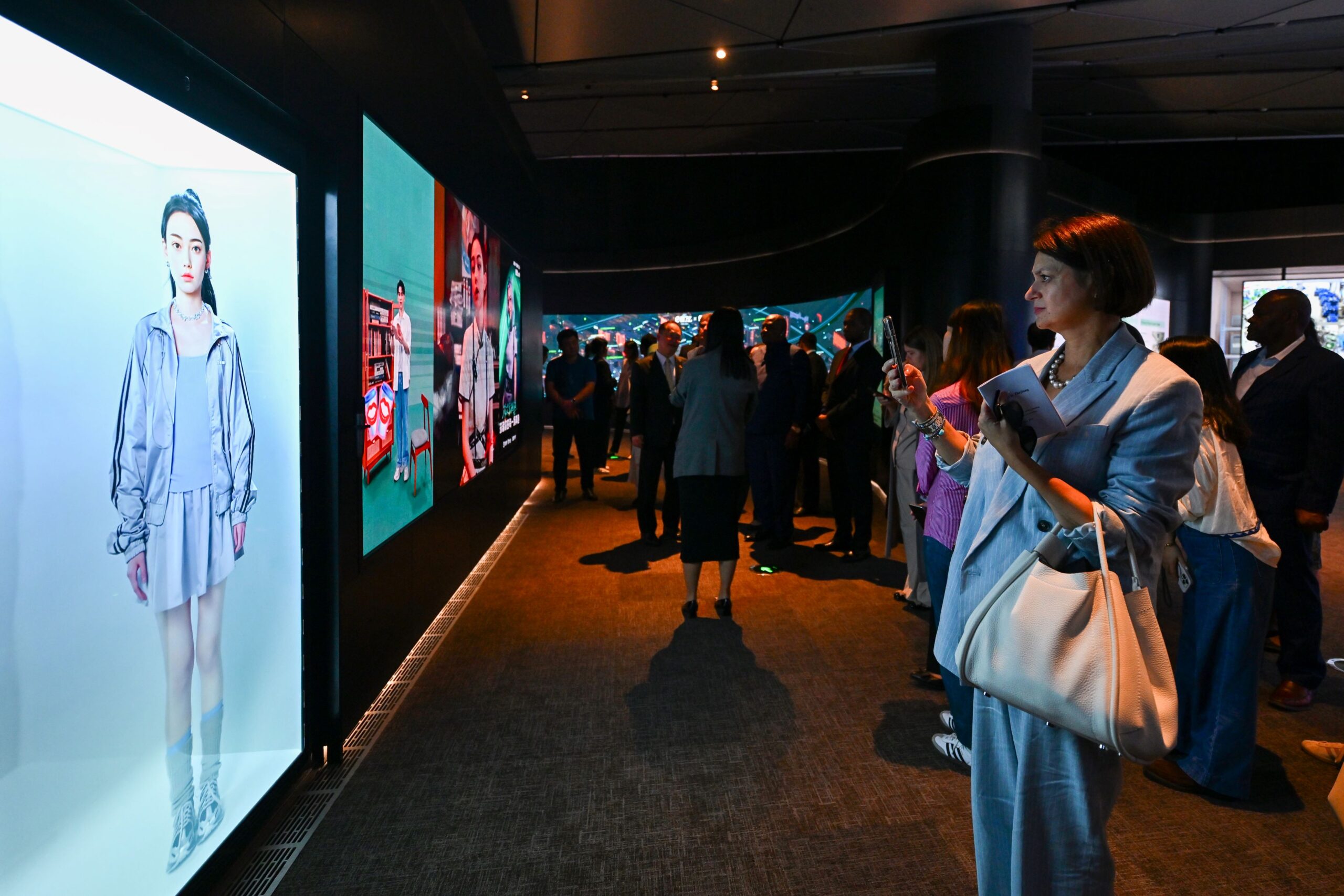 AI virtual humans regulation China