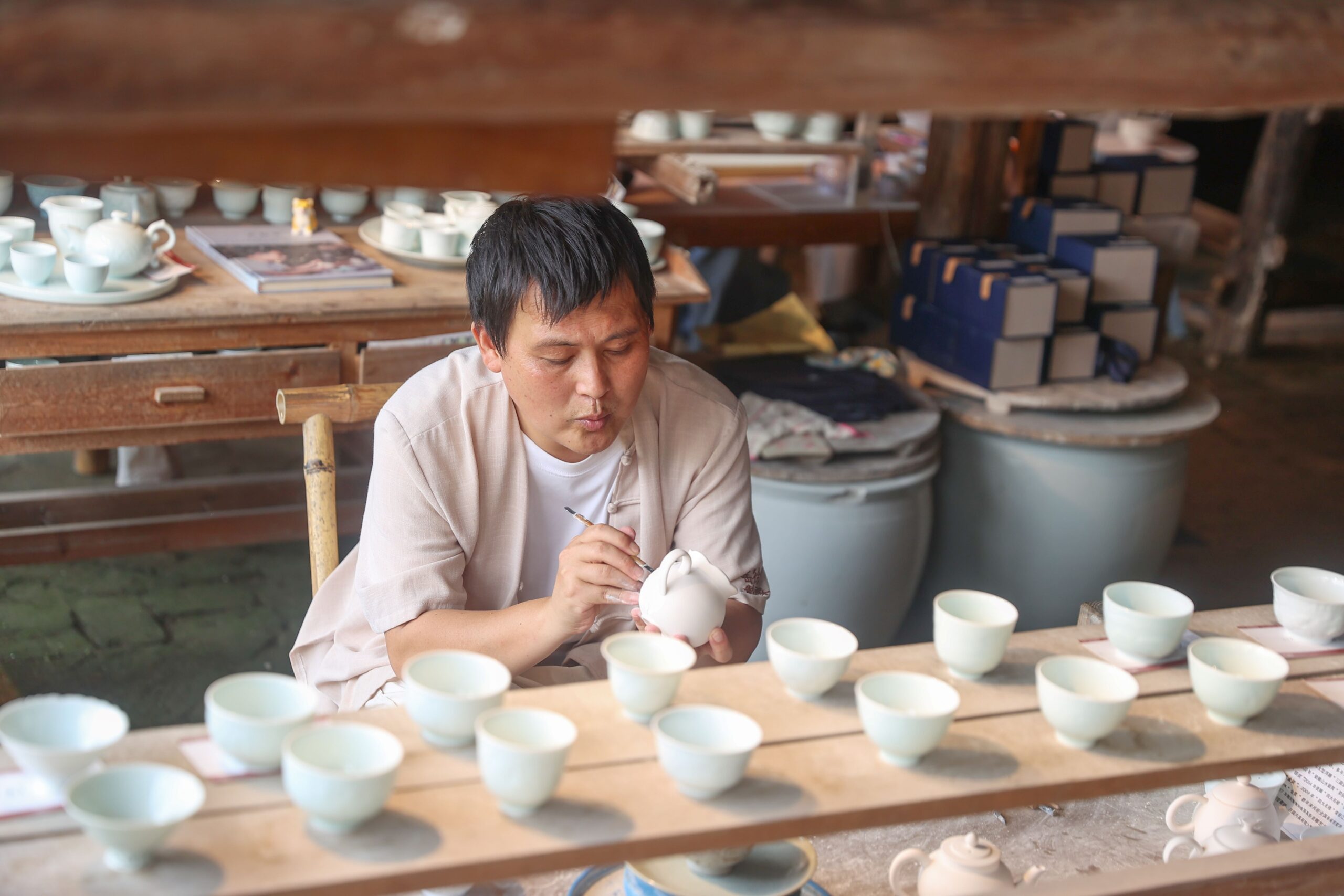 Jingdezhen's Handmade Porcelain Heritage